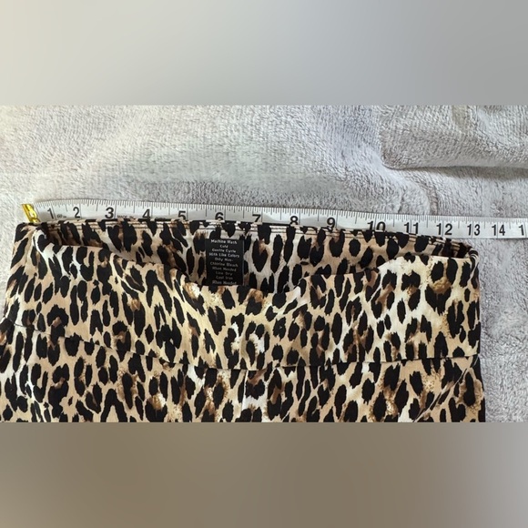 Attyre New York Cheetah Pattern Women's Pants 4p Flat Front - Picture 4 of 6